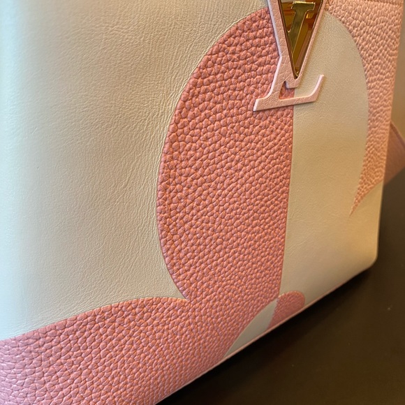 NWT 2022 Louis Vuitton Pink Capucines BB w/Flower Logo on Front in Pink/White - Picture 12 of 12